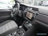 Volkswagen Touran R-Line 2.0 TDI DSG AHK Kamera Pano SHZ - Volkswagen Touran mit Diesel-Antrieb: Scheckheftgepflegt