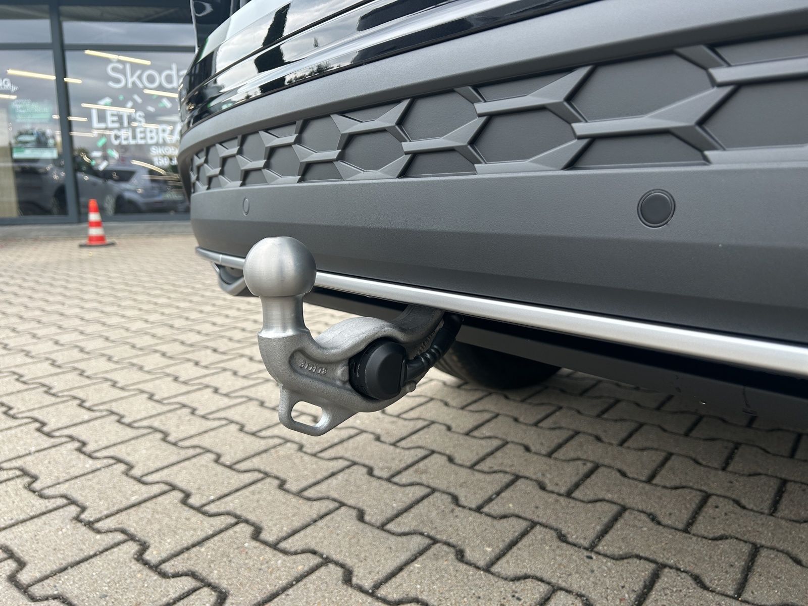 Fahrzeugabbildung SKODA Kodiaq 2.0 TDI 4x4 Sportline MATRIX AHK