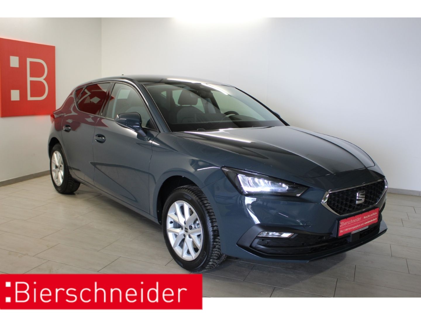 Seat Leon 1.5 eTSI DSG Road Edition 16 NAVI KAMERA AC