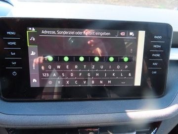 Fotografie 10 des Skoda FABIA Tour 1.0 DSG Navi LED ALU AHK