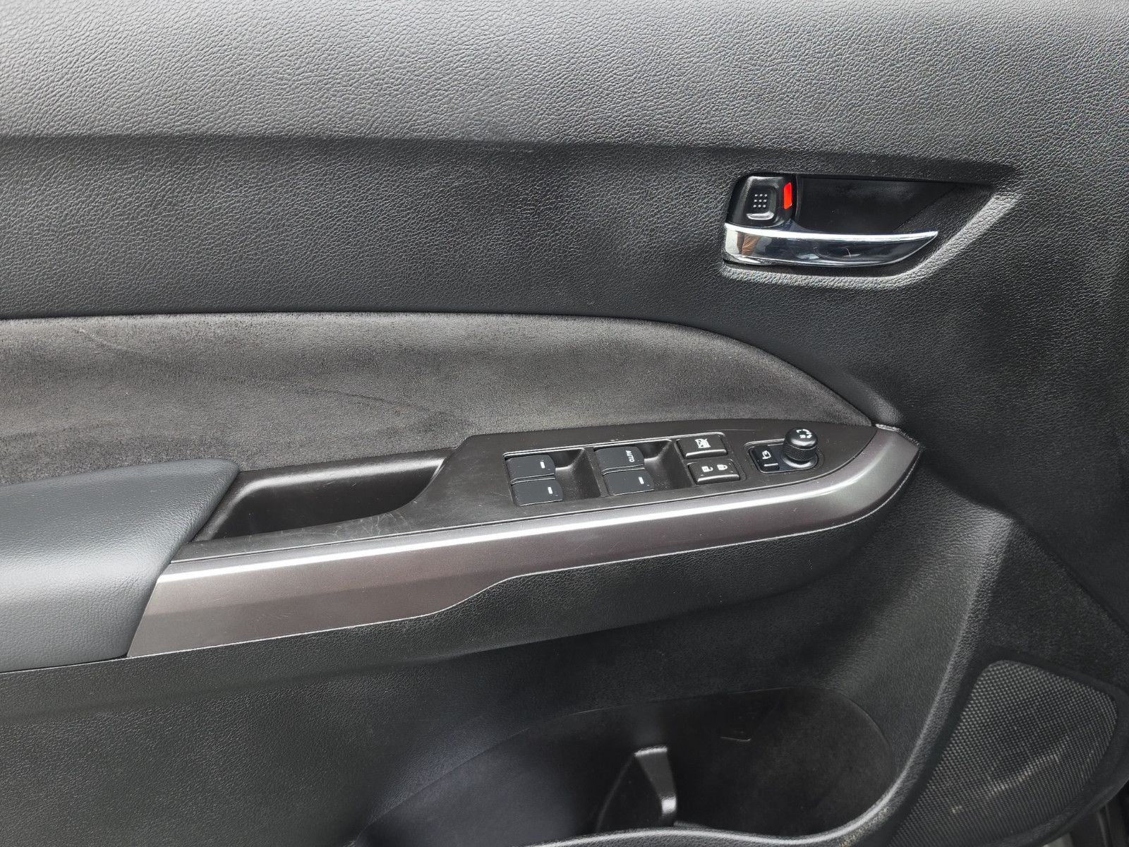 Fahrzeugabbildung Suzuki Vitara 1.4 Comfort+ 4x4 Automatik Panoramadach
