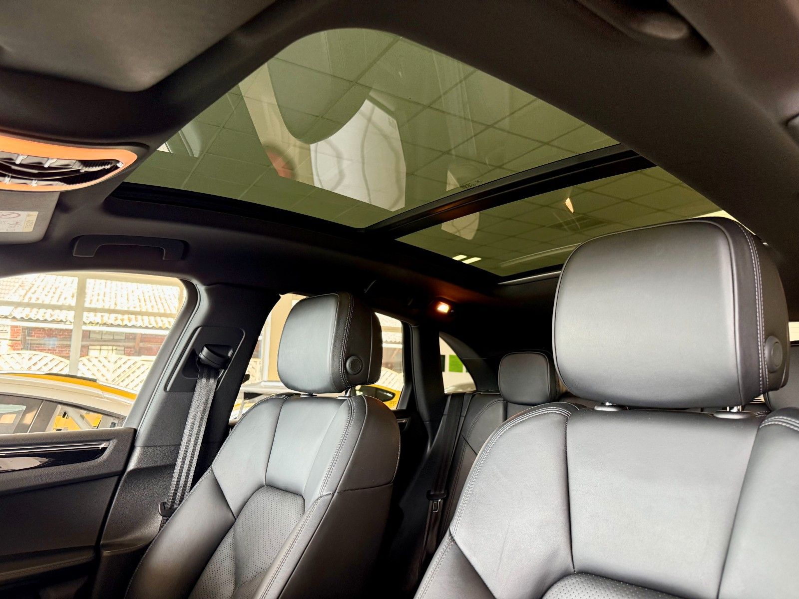 Fahrzeugabbildung Porsche Macan S Diesel PDK Panorama/21"Zoll/Xenon