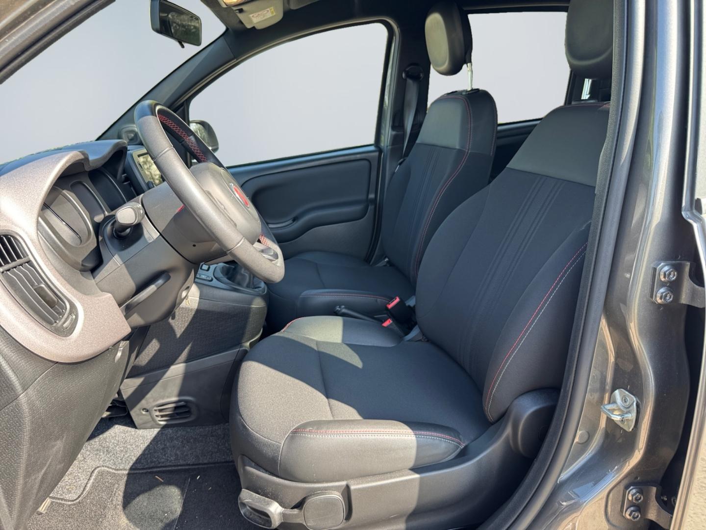 Fiat Panda Sport 1,0 GSE Klima Sportpaket DAB PDC Ber