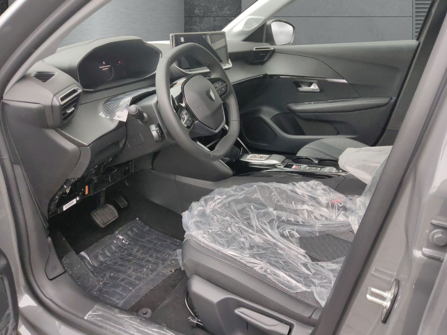 Peugeot e-208 - Bild 7