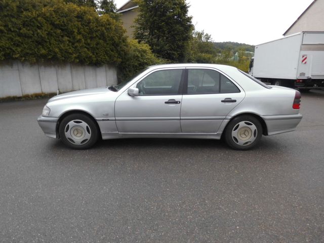 Mercedes-Benz C 240 CLASSIC