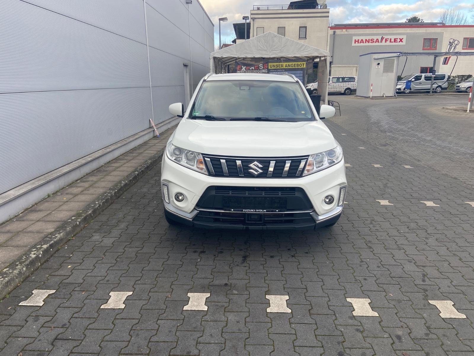 Suzuki Vitara 1.0 Comfort 4x4 Navi Shz Klima 1Hand!!