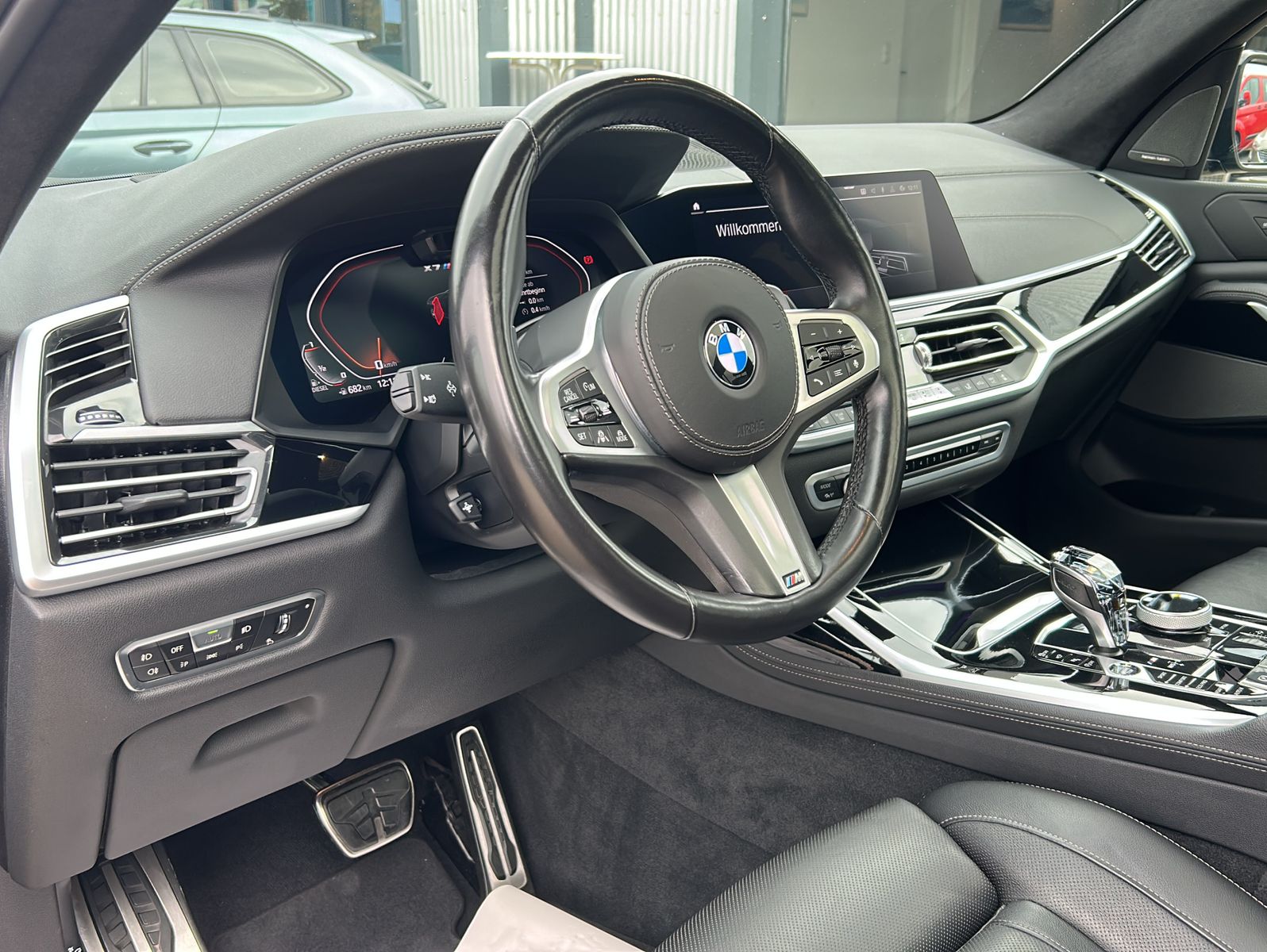 Fahrzeugabbildung BMW X7 M50 d M-Sport
