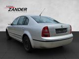 Skoda Superb Comfort Nicht an Privat! - Skoda Superb Comfort mit Benzin-Antrieb