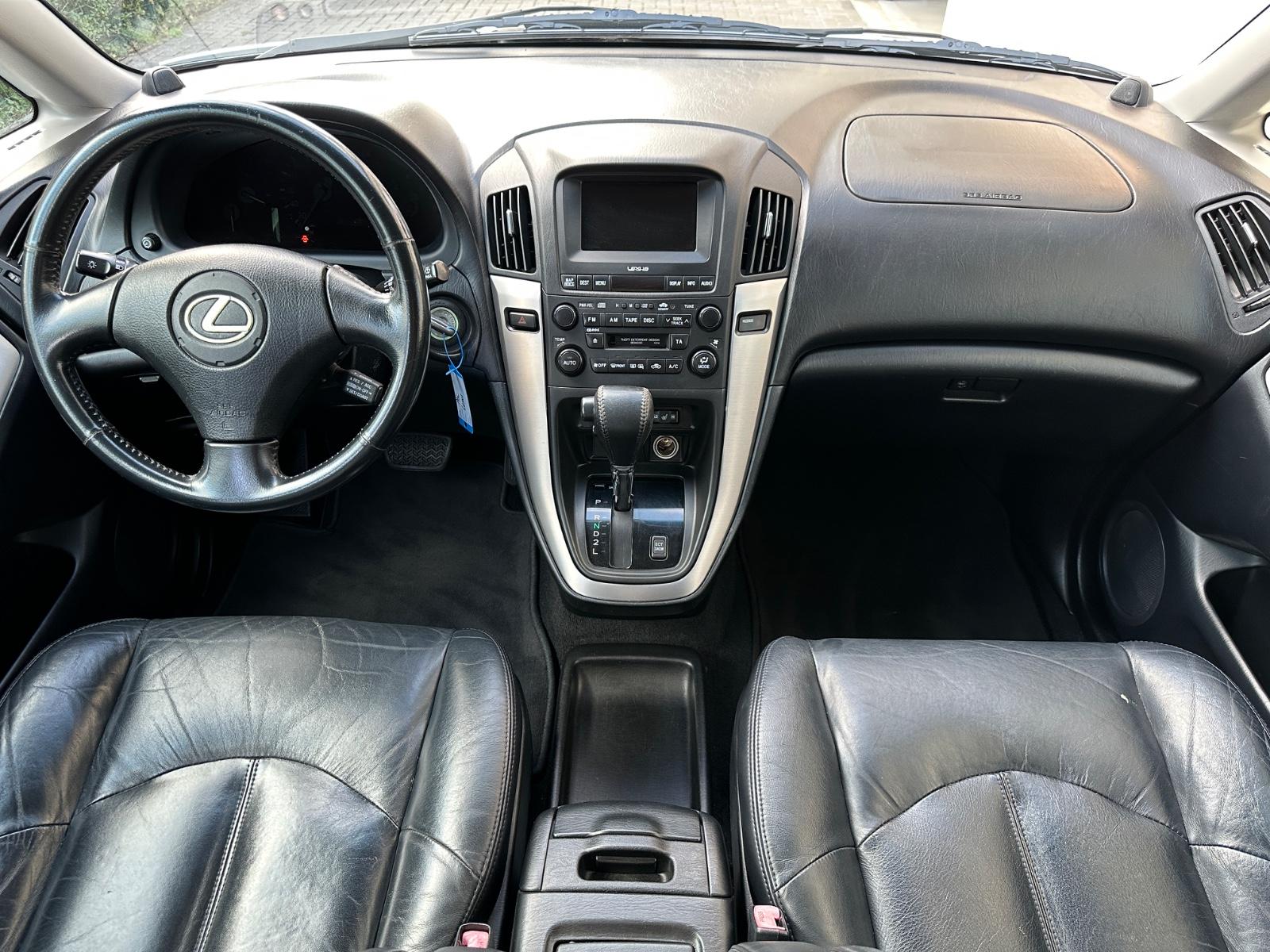 Lexus RX 300 3.0 201ch 4x4 - 2 ème main - Attelage - CT neuf - Toit ouvrant - Régulateur