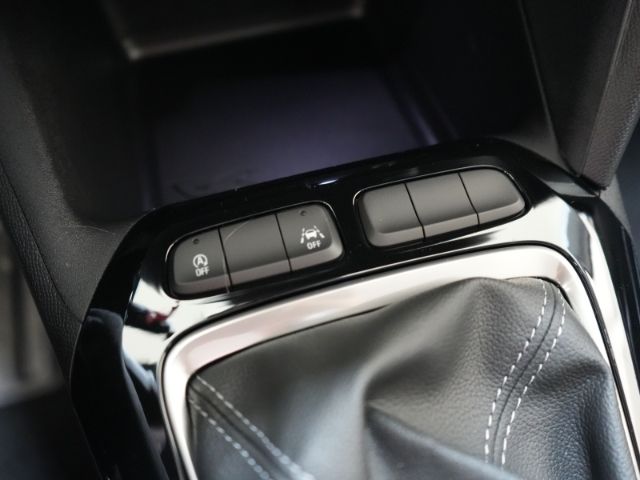 Corsa F FACELIFT EDITION+SITZ-/LENKRADHEIZUNG+LE