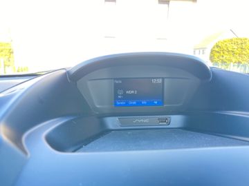 Bild 12 Ford Kuga Trend AHK PARKPILOT SYNC