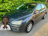 Ford Focus 1,6 Ti-VCT Connection Connection - Ford Focus Connection
