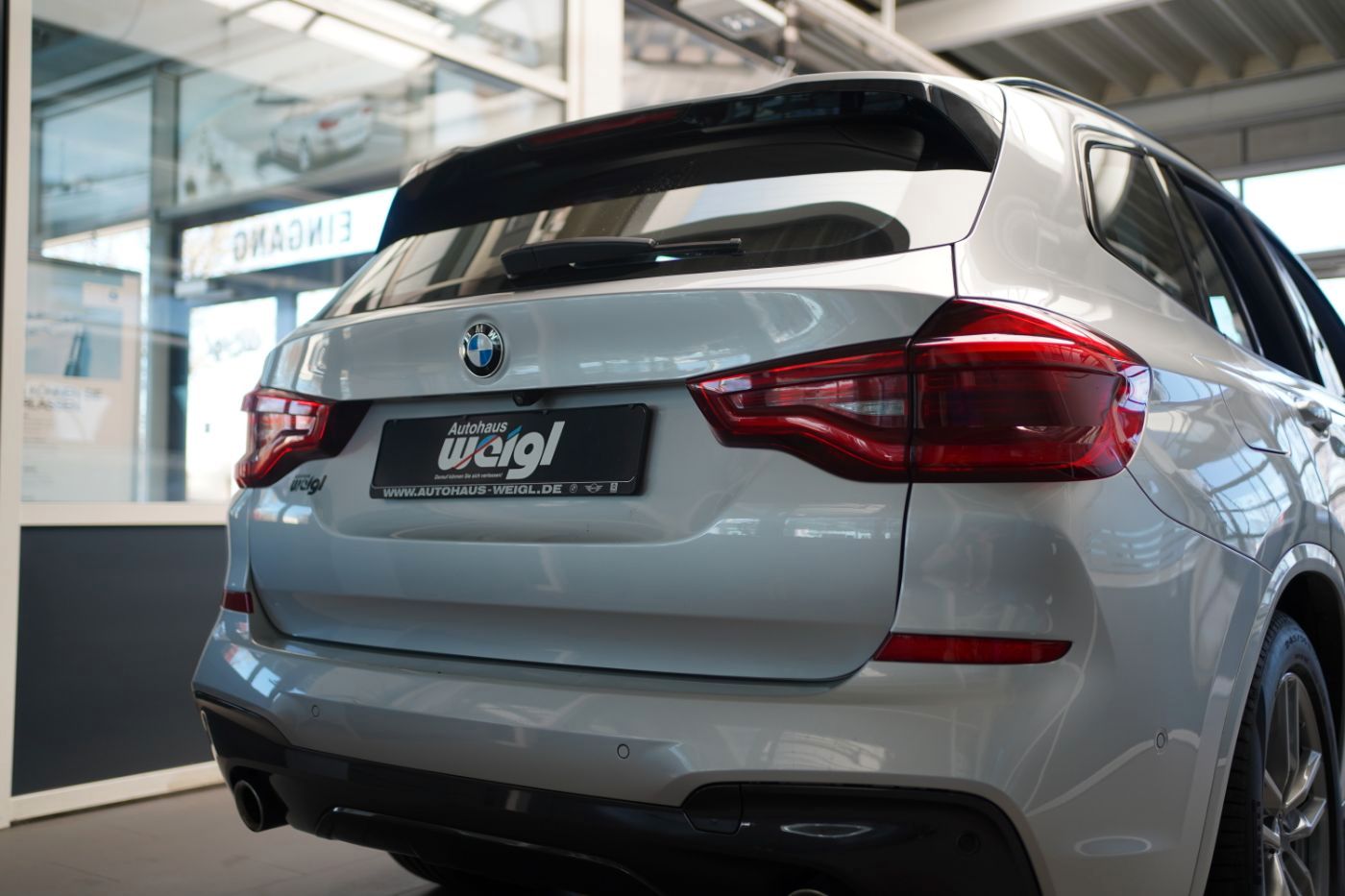 Fahrzeugabbildung BMW X3 xDrive20d M Sport +Standheiz.+LED+AHK+HeadUp+
