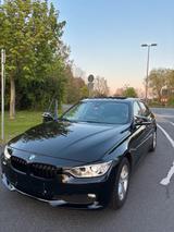 BMW 3er F30 320d - BMW 3er Reihe: E30