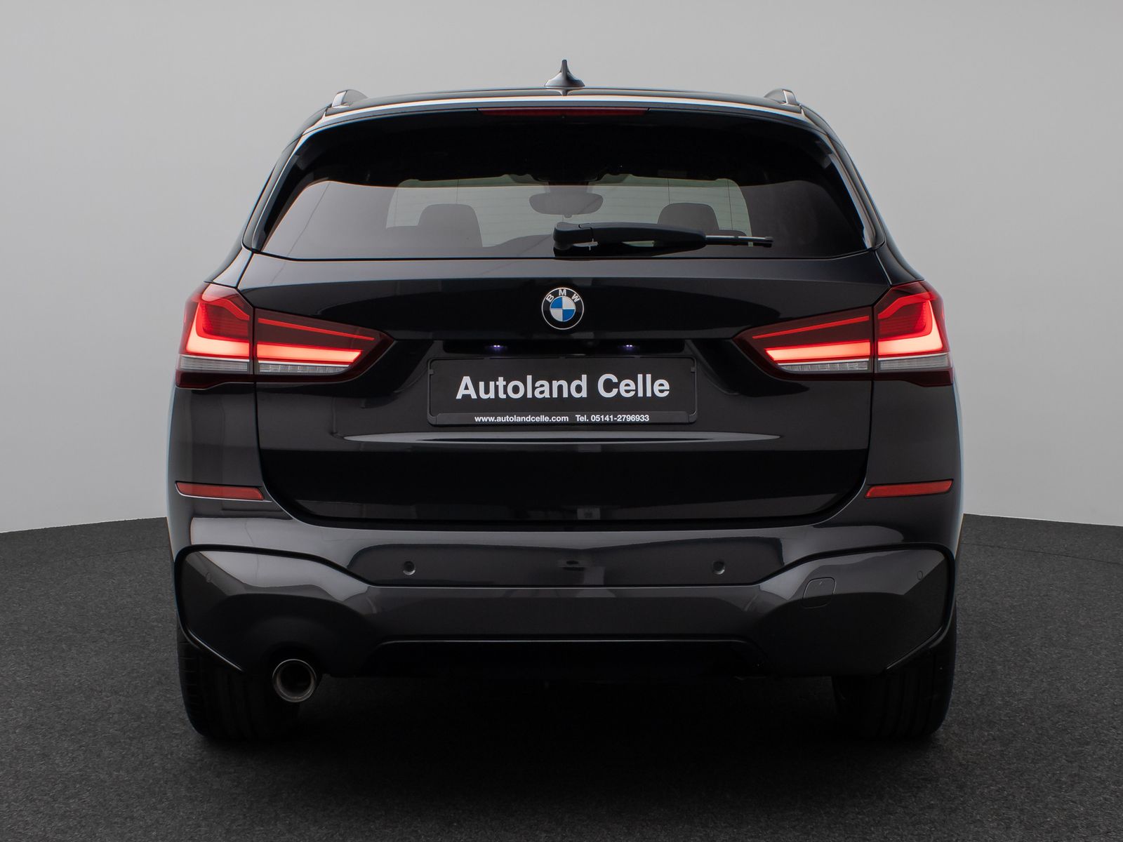 Fahrzeugabbildung BMW X1 xD25e MSport Panorama Kamera HUD DAB HiFi AHK