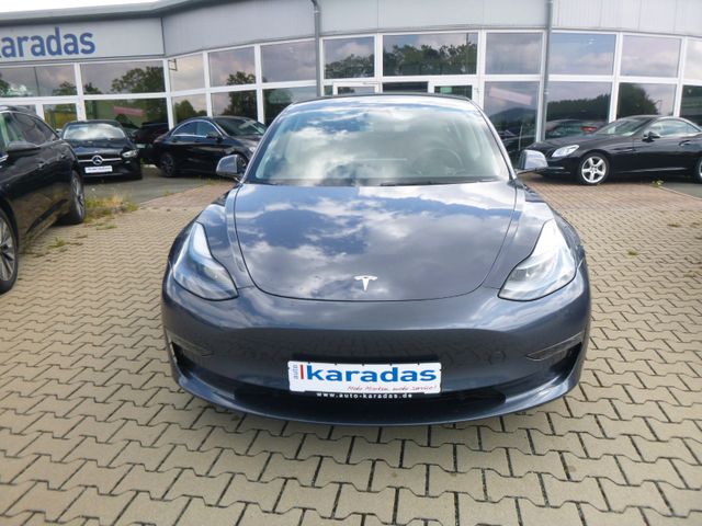 Fahrzeugabbildung Tesla Model 3 Long Range Dual AWD Facelift