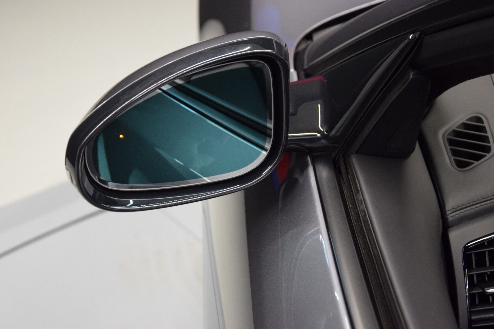 Fahrzeugabbildung Jaguar F-Type Cabrio R-Dynamic Memory Vollleder S-AGA