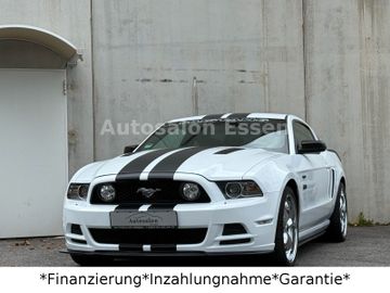 Ford Mustang - 4