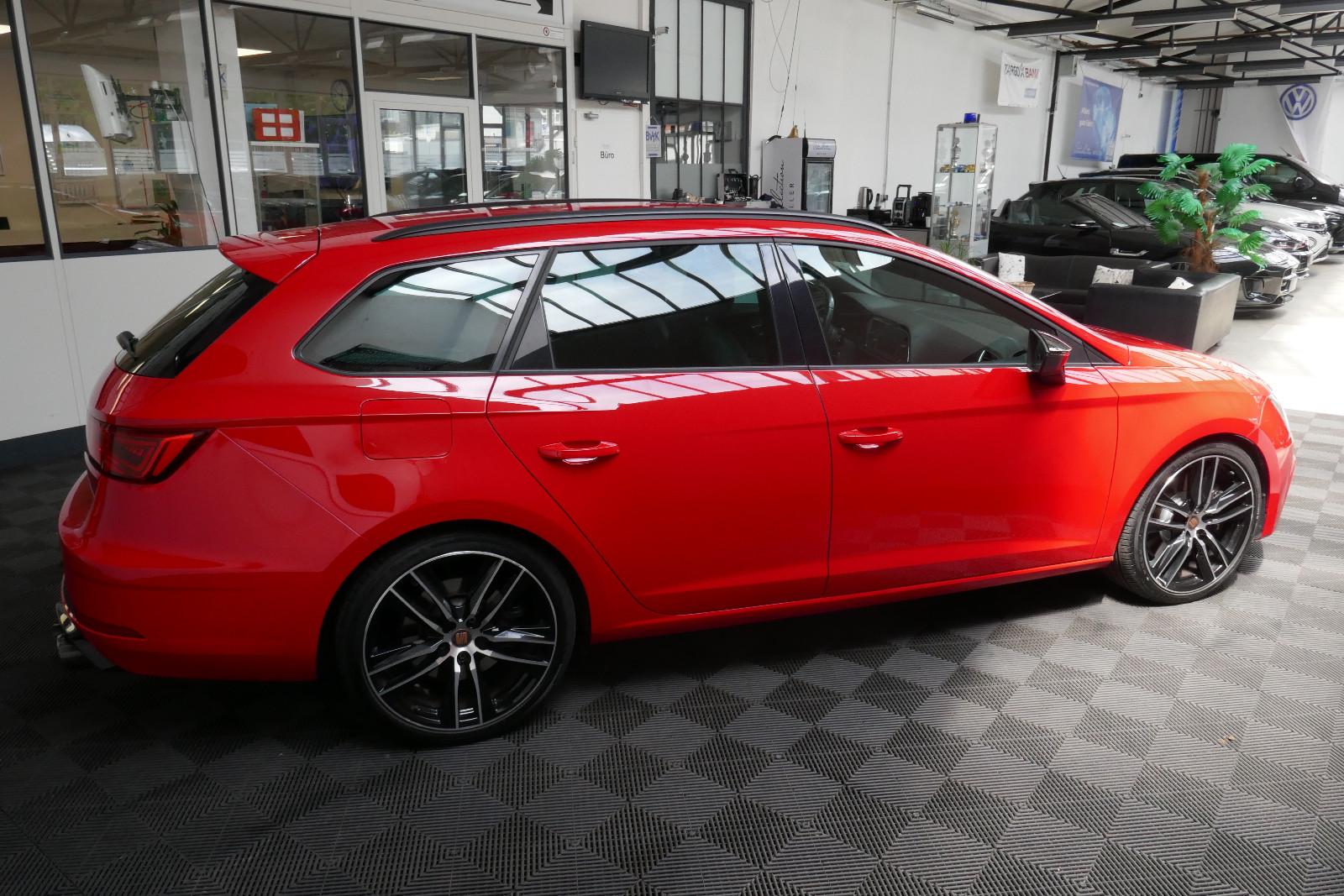 Seat Leon ST Cupra 300 4Drive *DSG*Remus*LED*TOP