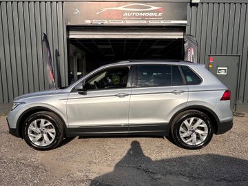Volkswagen Tiguan - 12