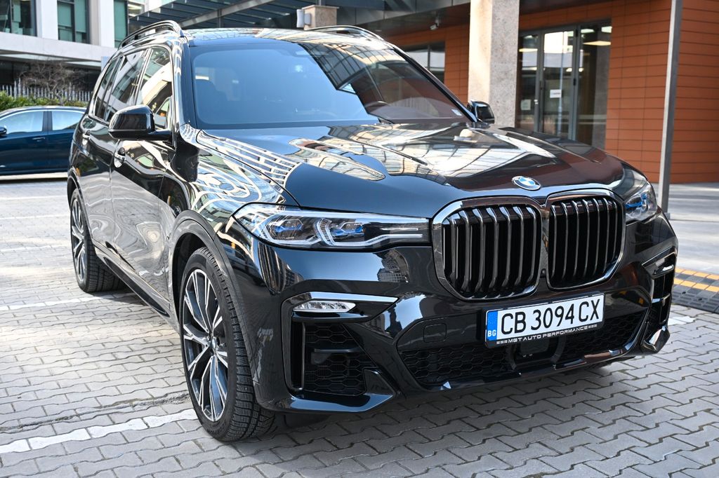 BMW X7 M60