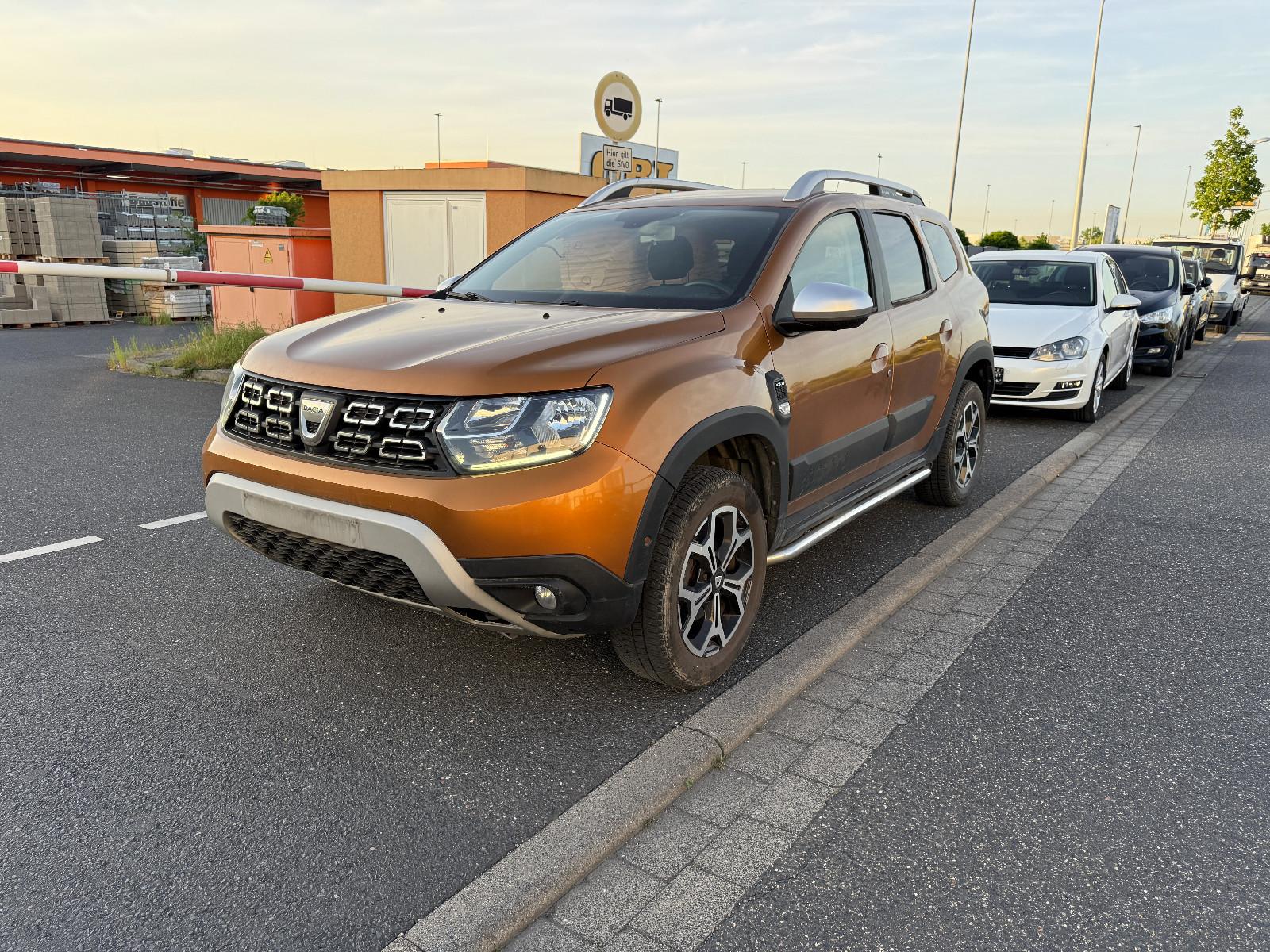 Dacia Duster II Prestige 4WD Leder Navi 360° *Unfall*