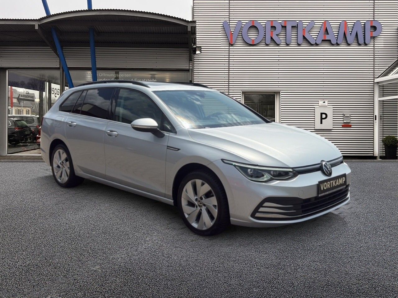 Volkswagen Golf VIII Variant Style Kamera/Pano/AHK imagem 3