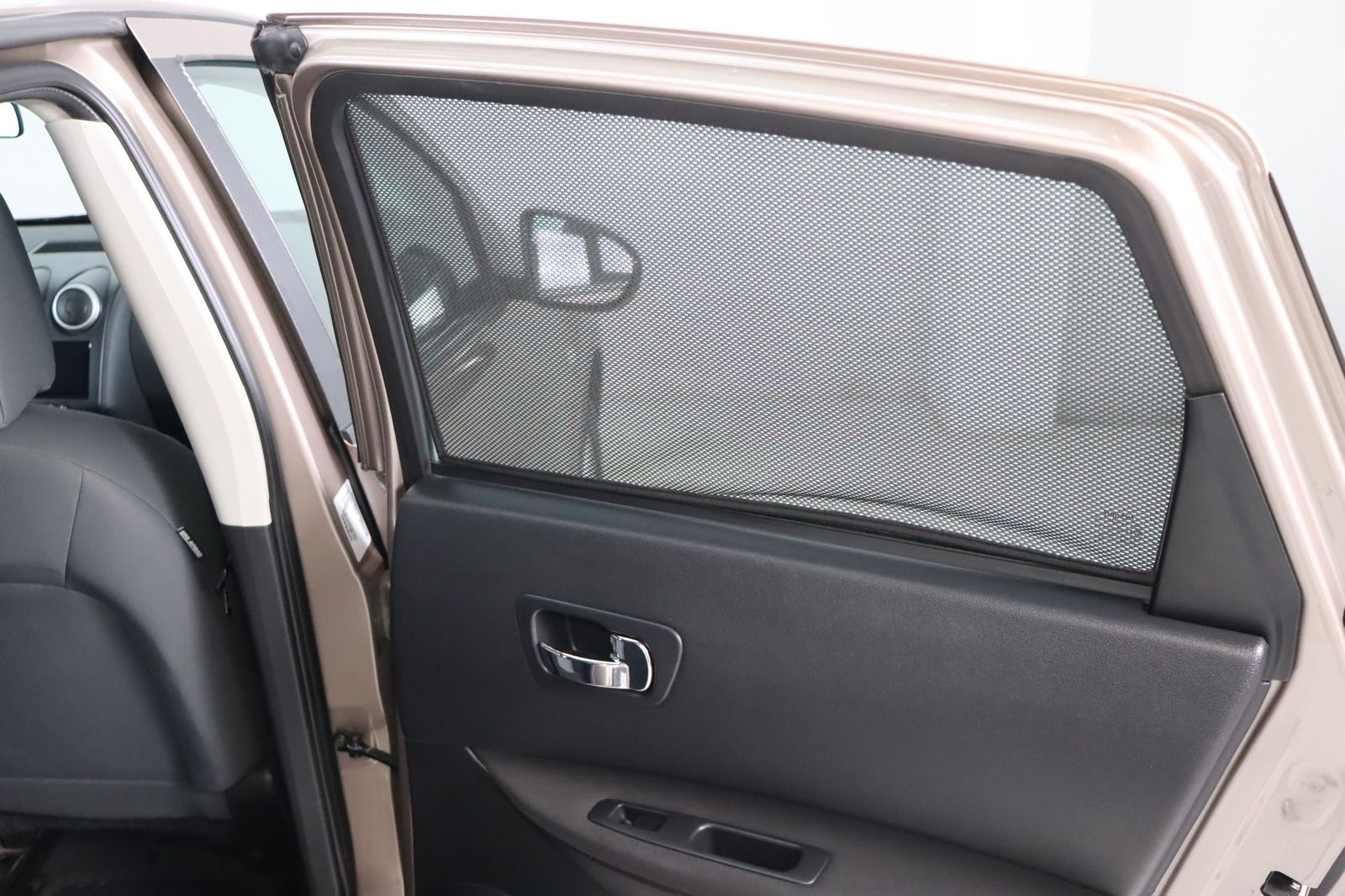 Fahrzeugabbildung Nissan Qashqai 2.0 Acenta 4X4 * AHK * LED *