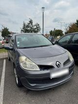 Renault Clio 3 Papierproblem - Renault Clio aus 2006 mit Diesel-Antrieb
