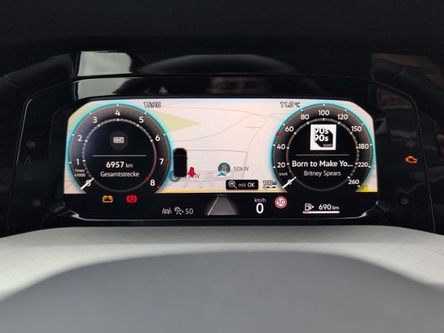 Golf 1.5 TSI FACELIFT AHK+HEAD-UP+RFK+ACC+NAVI.+