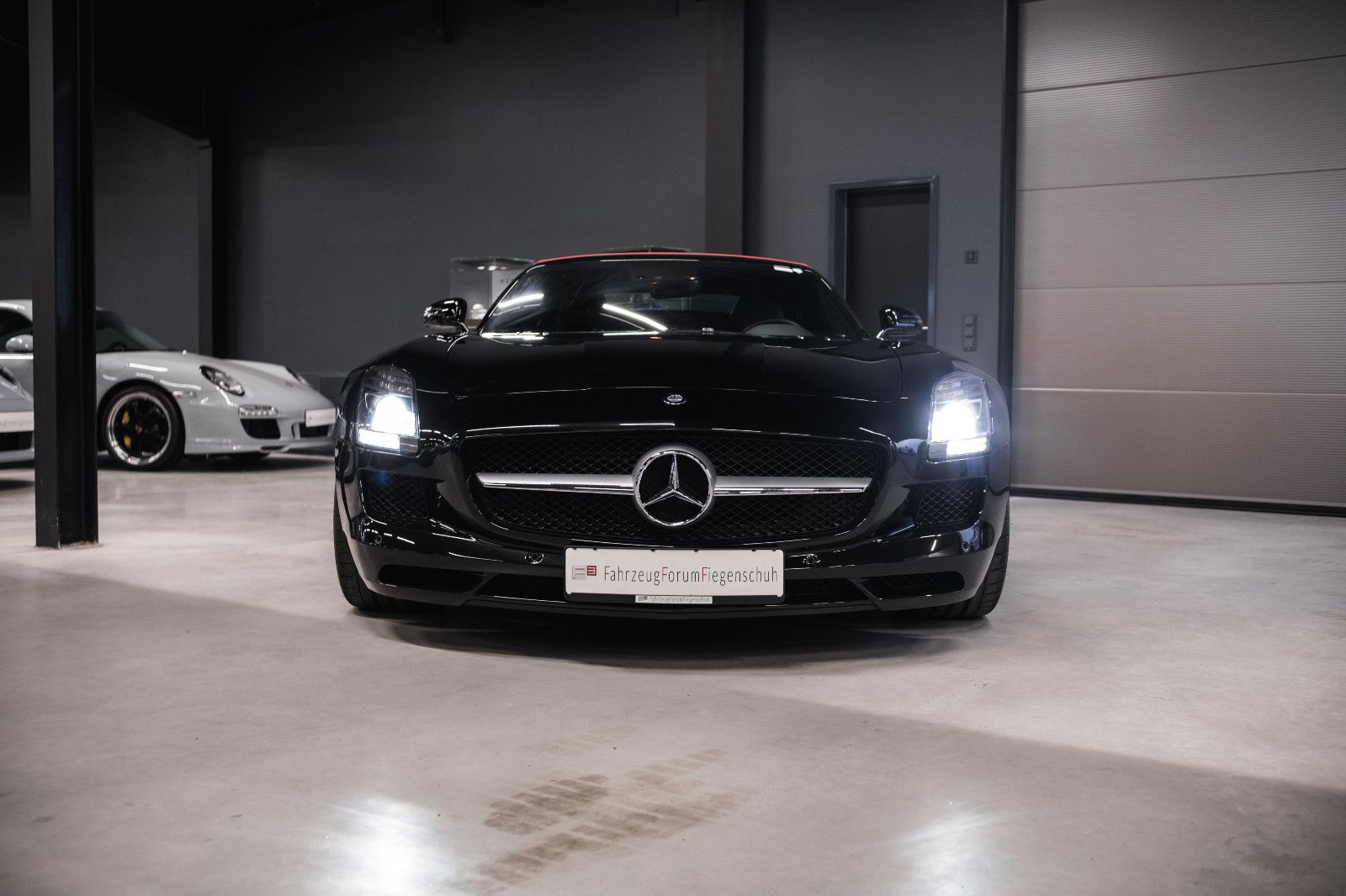 Fahrzeugabbildung Mercedes-Benz SLS AMG Roadster-Kamera-B&0-Memory-Paket