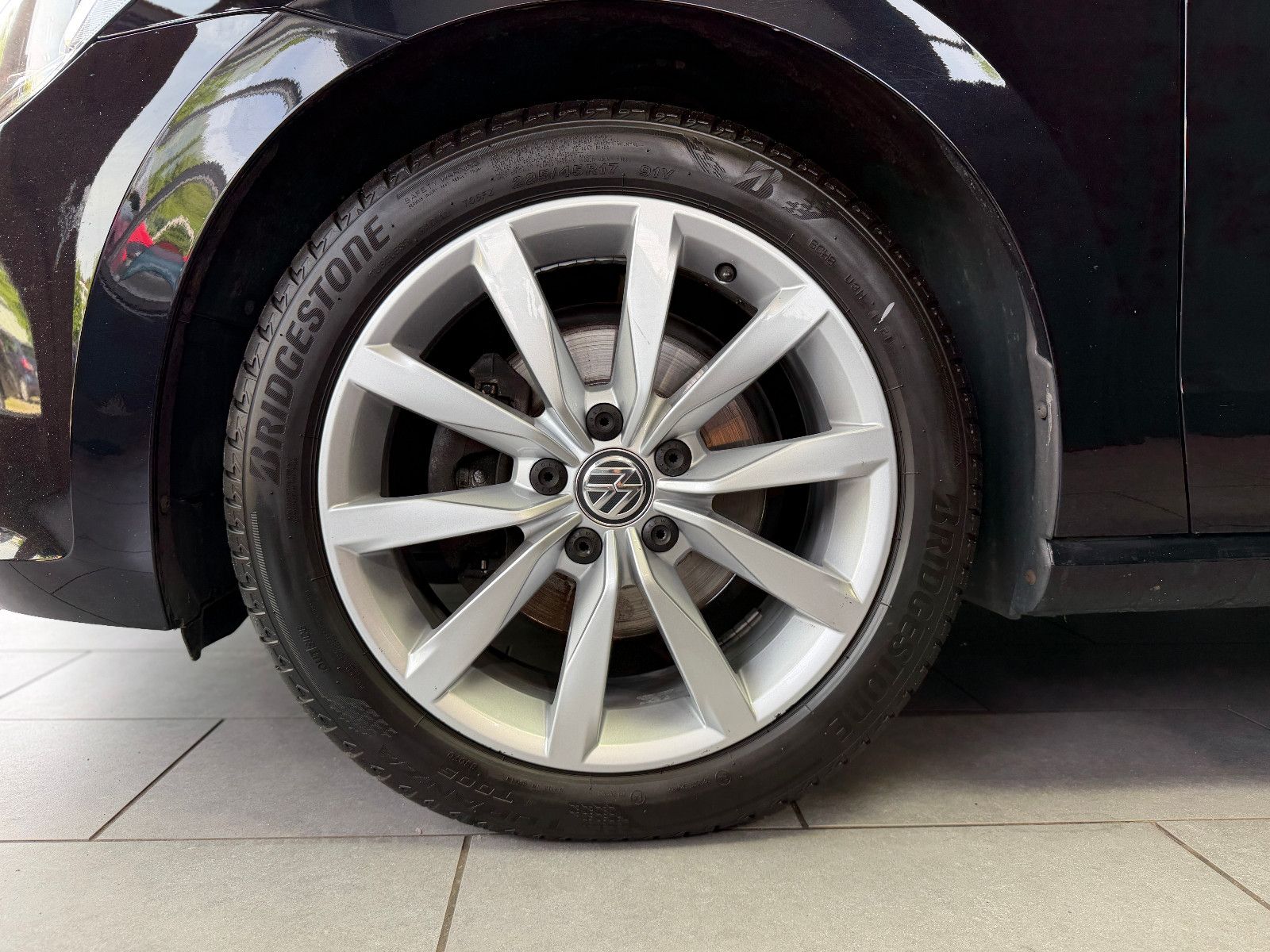 Fahrzeugabbildung Volkswagen Golf Sportsvan VII Highline |AUTOMATIK|PDC|DSG