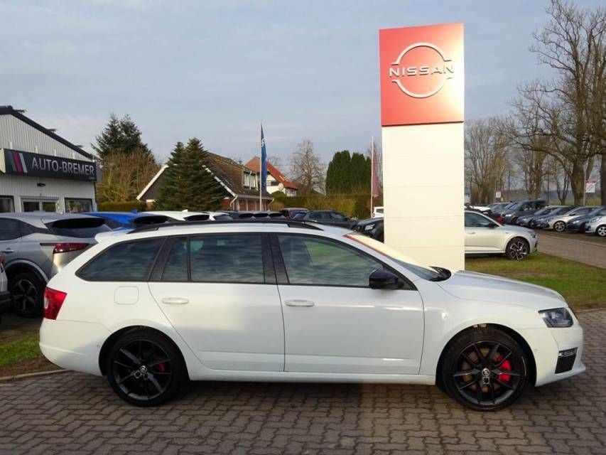 Fahrzeugabbildung SKODA Octavia Combi 2,0 TSI RS 230 Navi