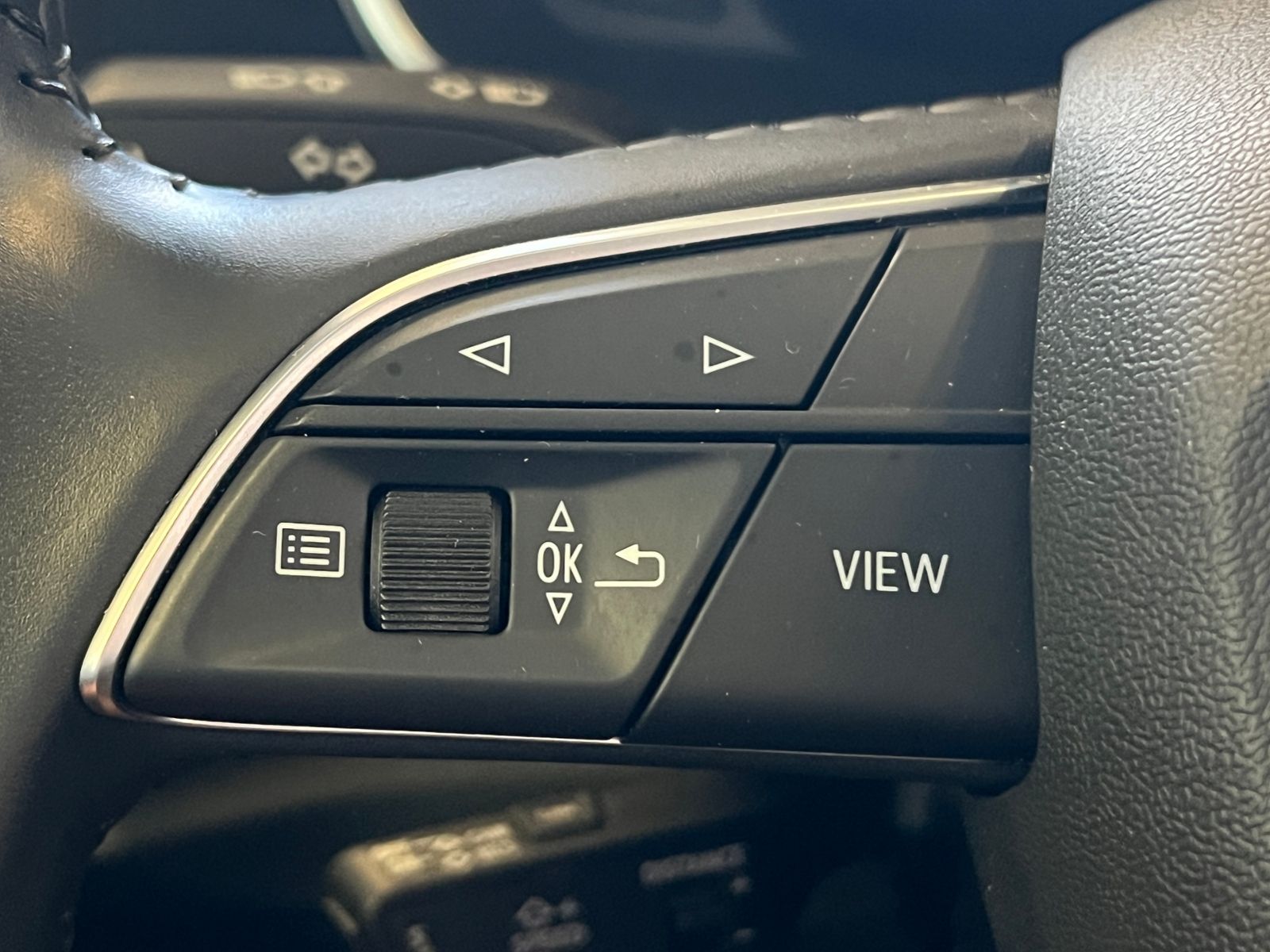 Fahrzeugabbildung Audi Q3 40 2.0 TFSI s-tronic quattro S line *AHK, Kam