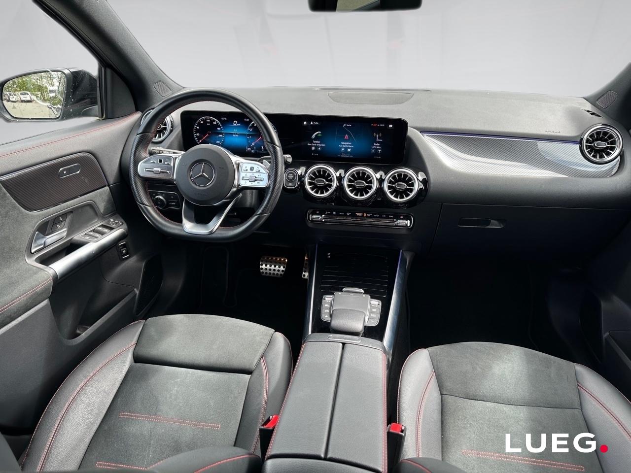 Mercedes-Benz GLA 200 AMG+NIGHT+DISTRONIC+360+MULTIB+EL HECKKL