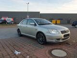Toyota Avensis 2.0 *Top Zustand* - Toyota Avensis Gebrauchtwagen in Berlin