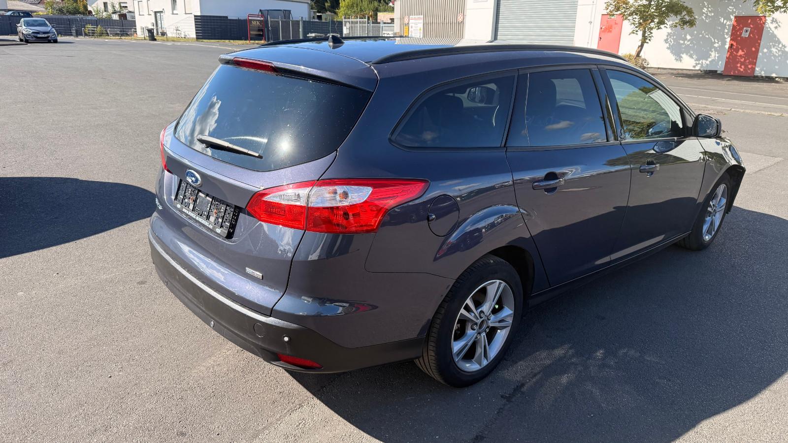 Ford Focus 2013 — engine 1.560 cm³, 105 HP (77kW)
