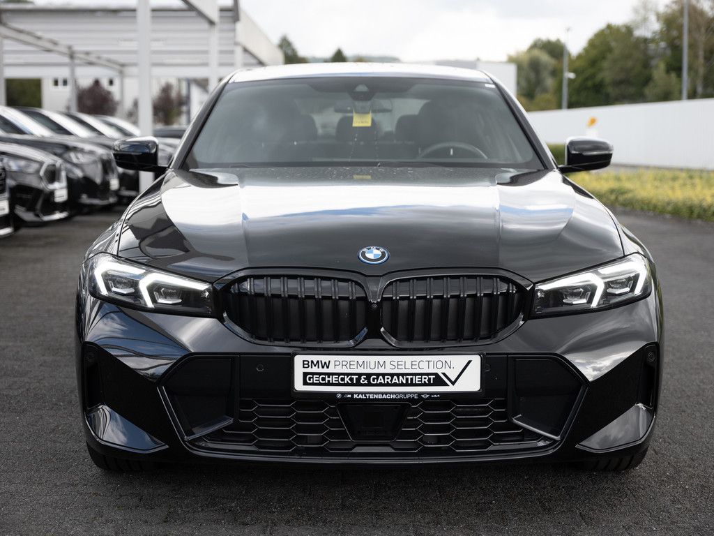 BMW 330e xDrive M-Sport Pro HGSD AHK LED ACC NAVI foto 3