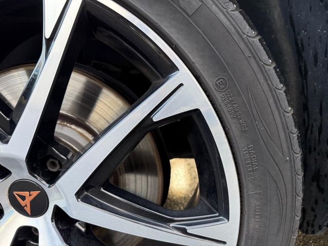 Ateca 2.0 TSI 4Drive Navi 360 Kamera Apple CarPl