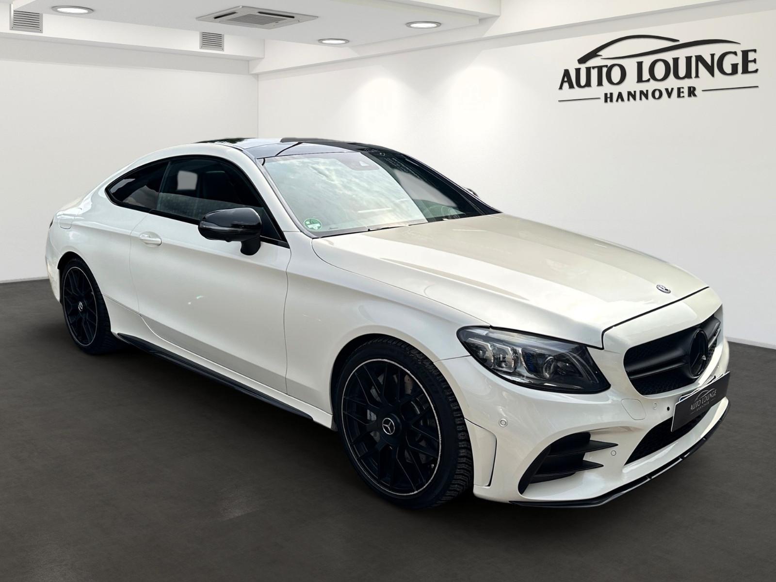 Mercedes-Benz C-Class 4MATIC Coupé Multibeam Burmester