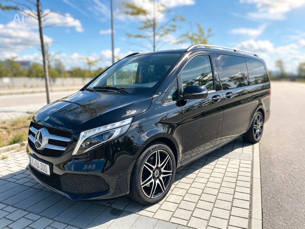Image of Mercedes-Benz V 220