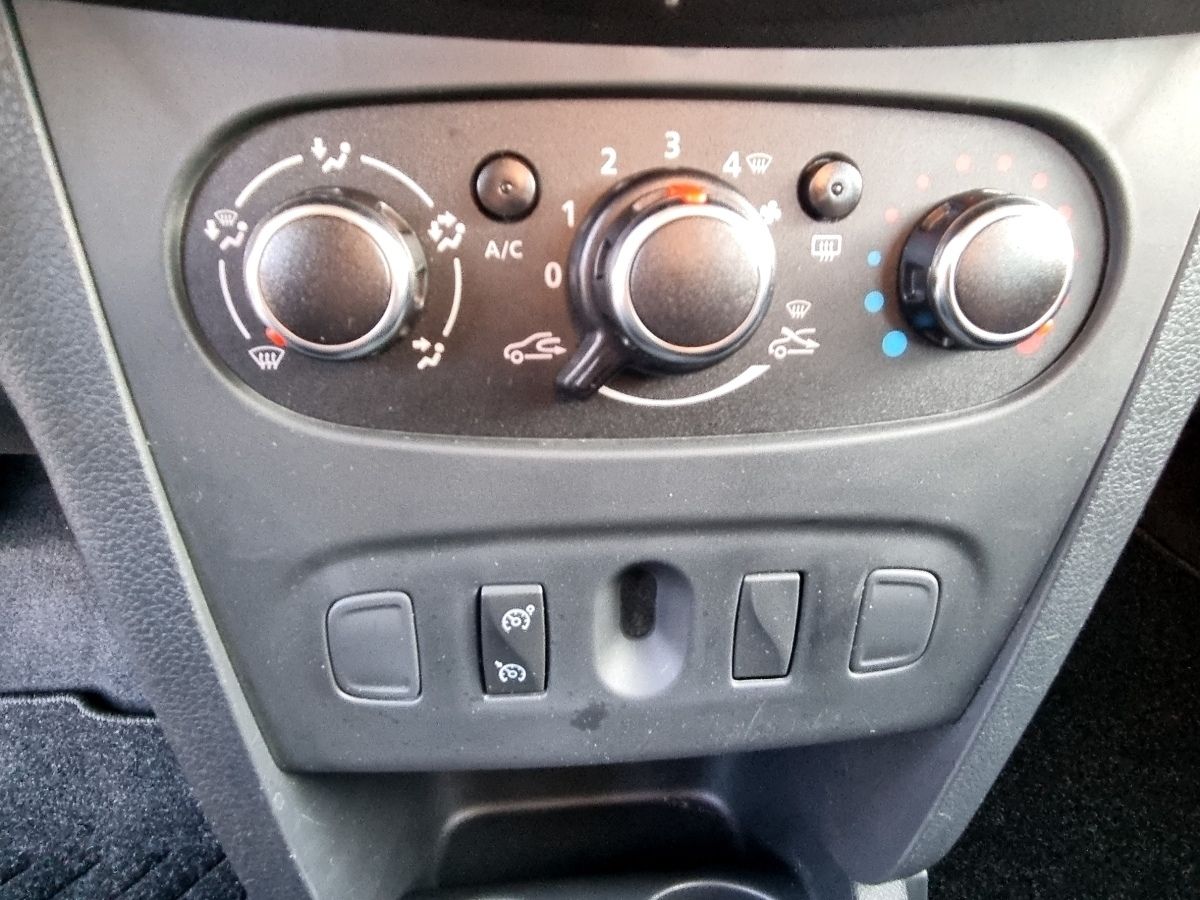 Fahrzeugabbildung Dacia Sandero Stepway Prestige TCe 90