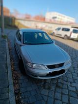 Opel Vectra 1.8 16V Edition 100  - Opel Vectra Edition-100