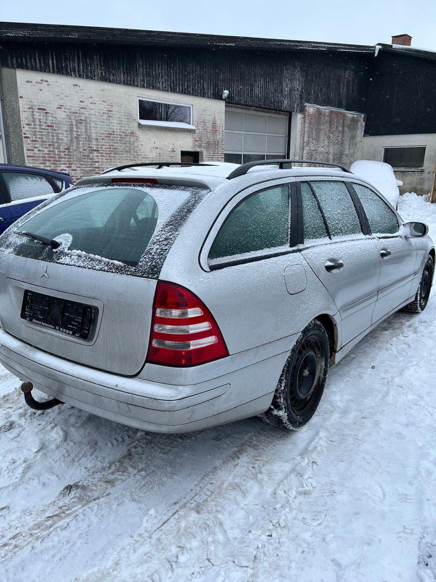 Mercedes-Benz C180 2006 — photo 6