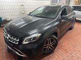 Mercedes-Benz GLA 180 Urban*Panorama*Standheizung*Offroad* - : Offroad