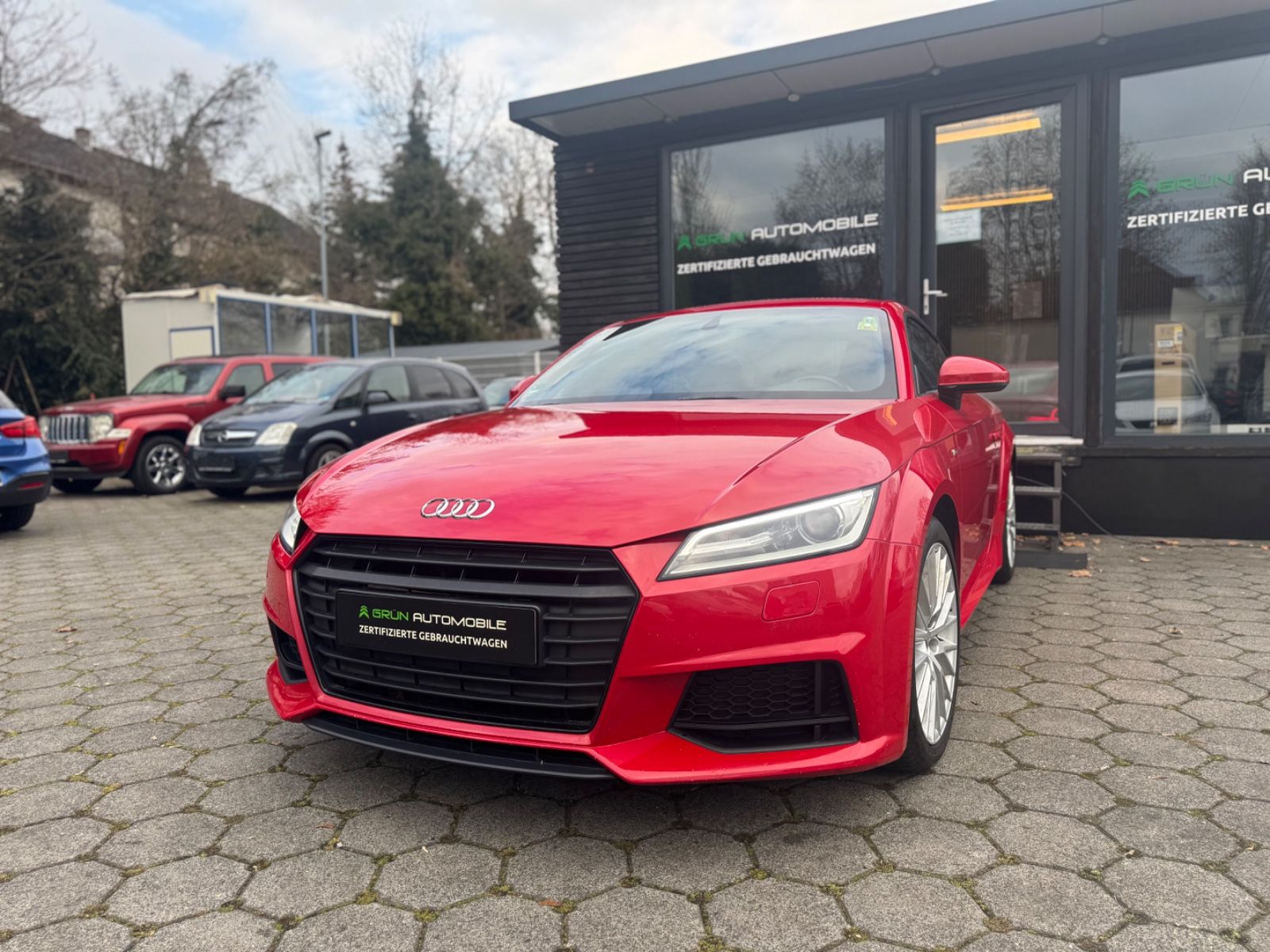 Fahrzeugabbildung Audi TT Coupe 1.8 TFSI S-Line*LED*Teilleder*Bi-Xenon