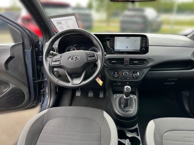 Fahrzeugabbildung Hyundai i10 Connect & Go Navi Apple CarPlay Android Auto