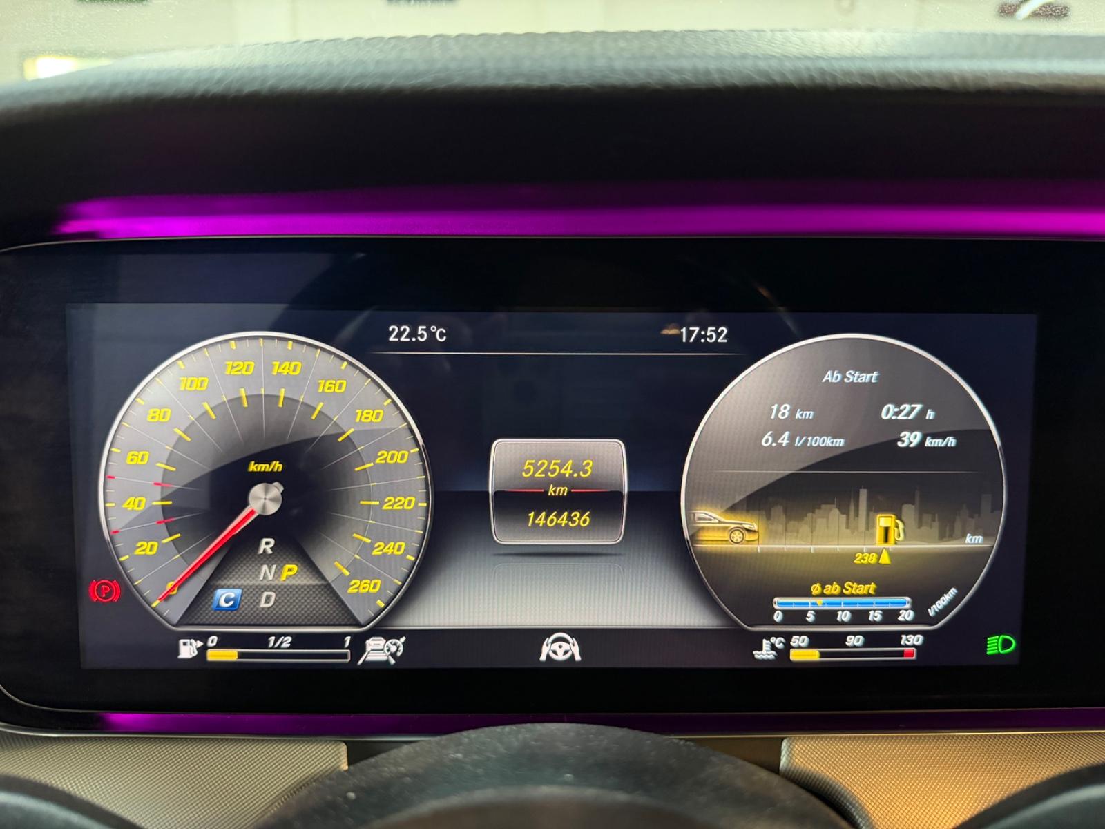 Mercedes-Benz E 220d Coupe AMG LINE/PANO/CAM/el.HECK/BURMESTER