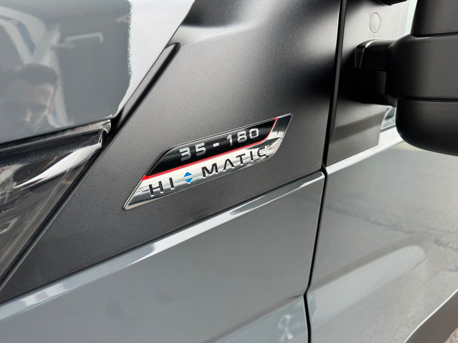 Fahrzeugabbildung Iveco Daily 35S18HA8 3.0L *R3.520mm*AHK*2xSchiebetür*