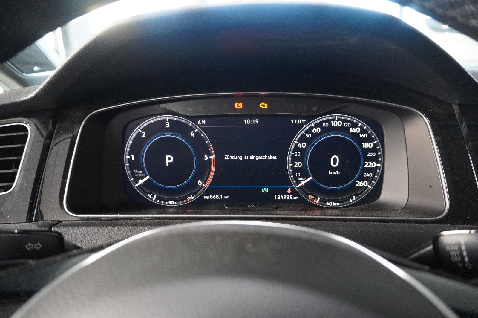 Fahrzeugabbildung Volkswagen Golf VII Lim. 2.0D JOIN NAVI/LED/KAMERA/DYNA./SH